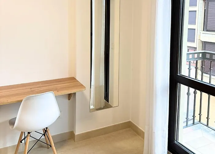 Gran Socaire De Apartamento Noja