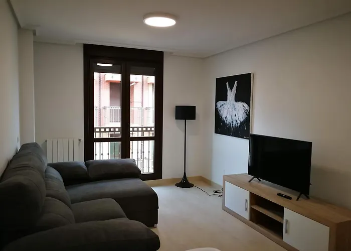 Gran Socaire De Apartamento Noja