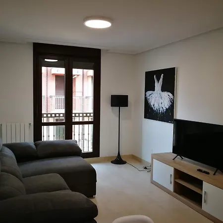 Gran Socaire De Apartament Noja
